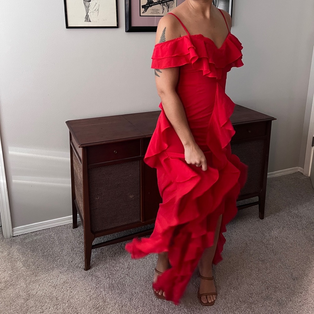 PrettyLittleThing Red Ruffle Dress - Picture 2 of 4
